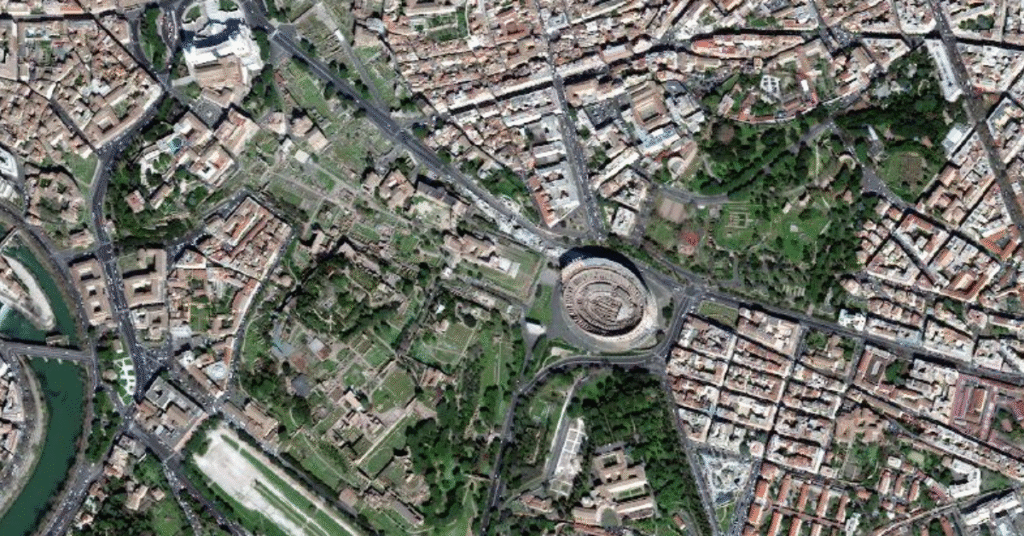 Commercial satellite imagery Vantor 30 cm