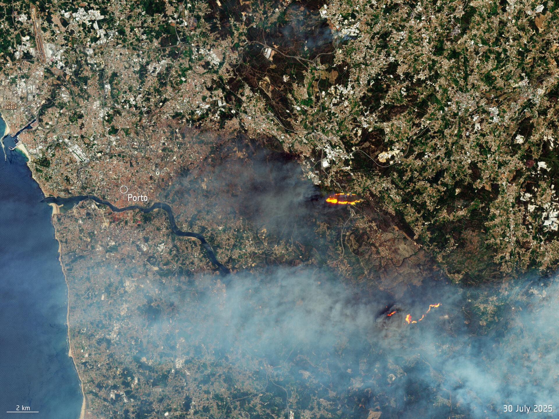 Sentinel-2 satellite image of the 2025 northern Portugal wildfires (ESA / Copernicus)